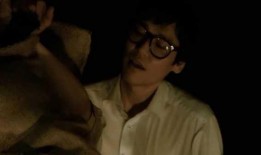 监禁58天在线观看,在线见证的真实挑战